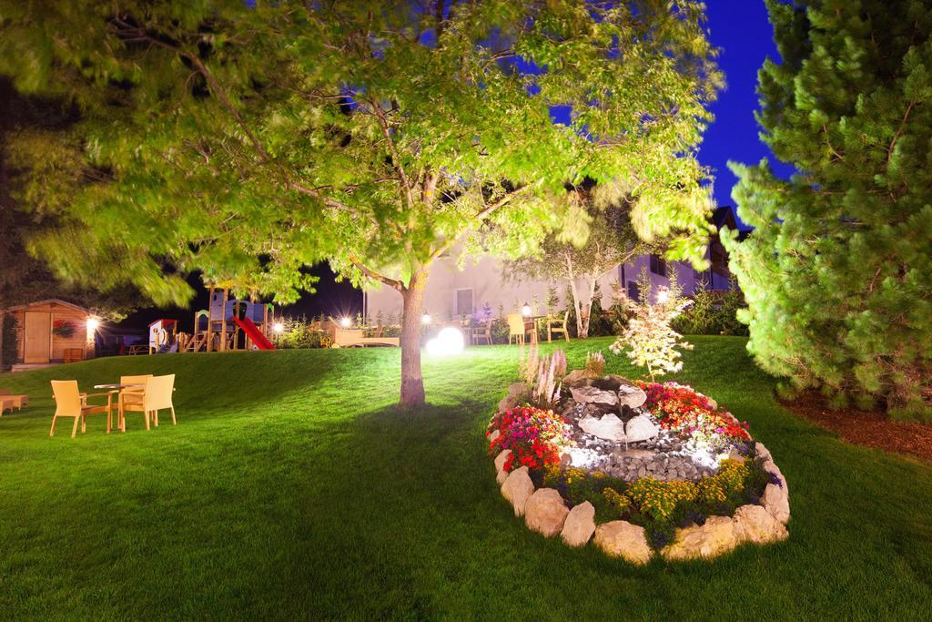 Hotel Villa Eden Corvara In Badia Kültér fotó
