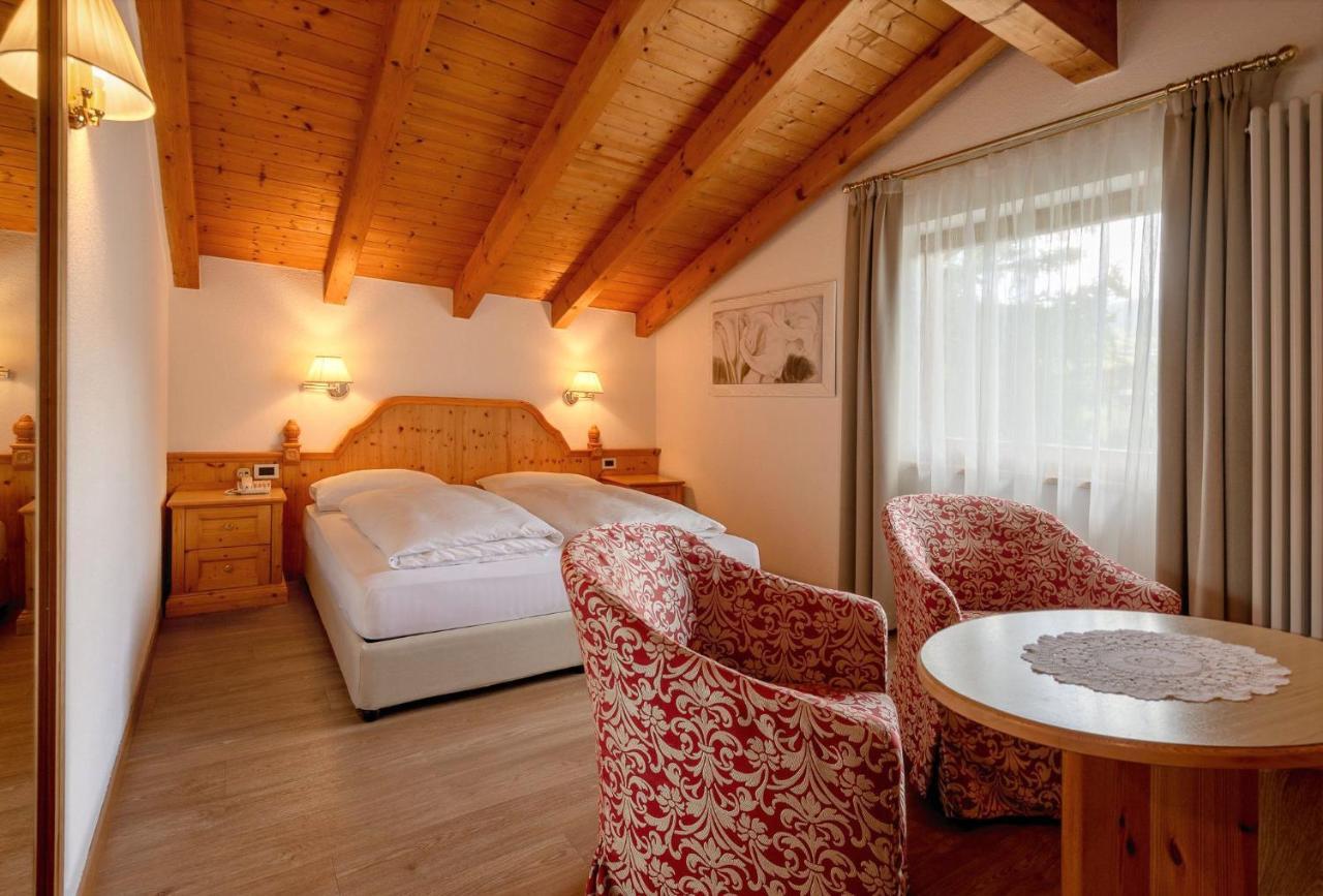 Hotel Villa Eden Corvara In Badia Kültér fotó