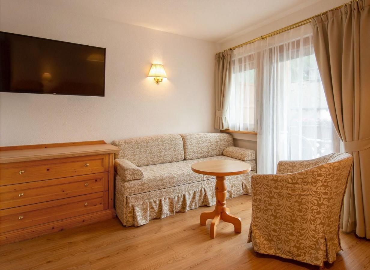 Hotel Villa Eden Corvara In Badia Kültér fotó