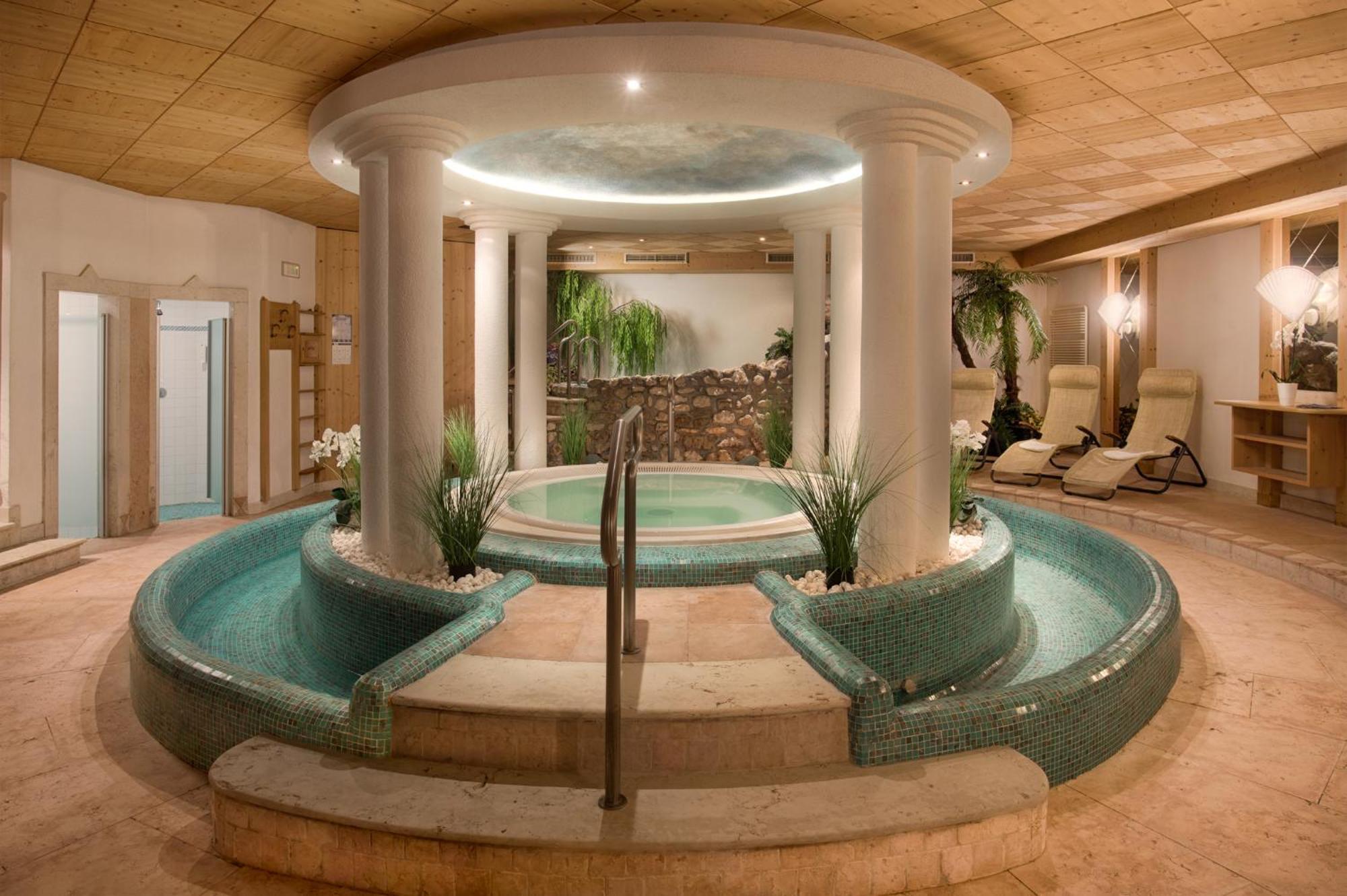 Hotel Villa Eden Corvara In Badia Kültér fotó
