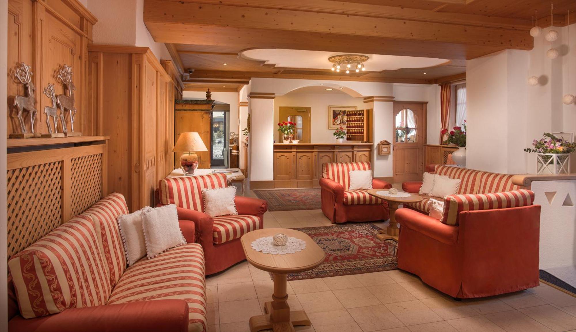 Hotel Villa Eden Corvara In Badia Kültér fotó
